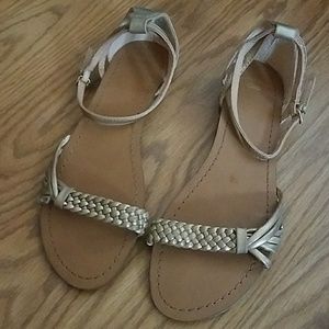 Gold sandals, size 8
